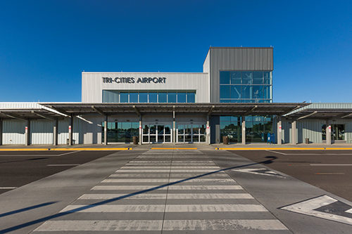 https://www.tricitiesbusinessnews.com/ext/resources/2020/06/Tri-Cities-Airport-Pasco.jpg?t=1699995166&width=500