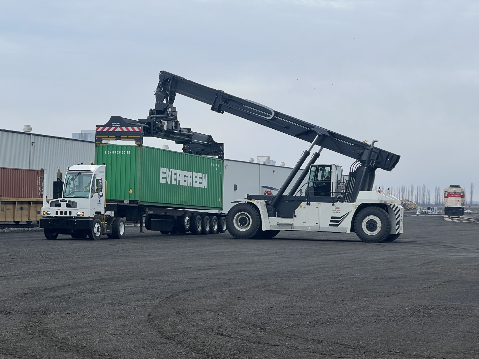 Tri-Cities Intermodal - first lift