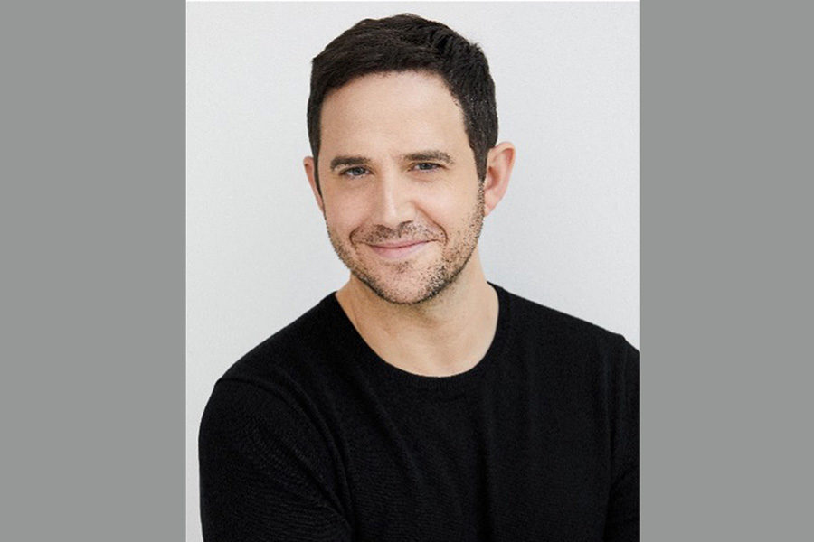 Santino-Fontana